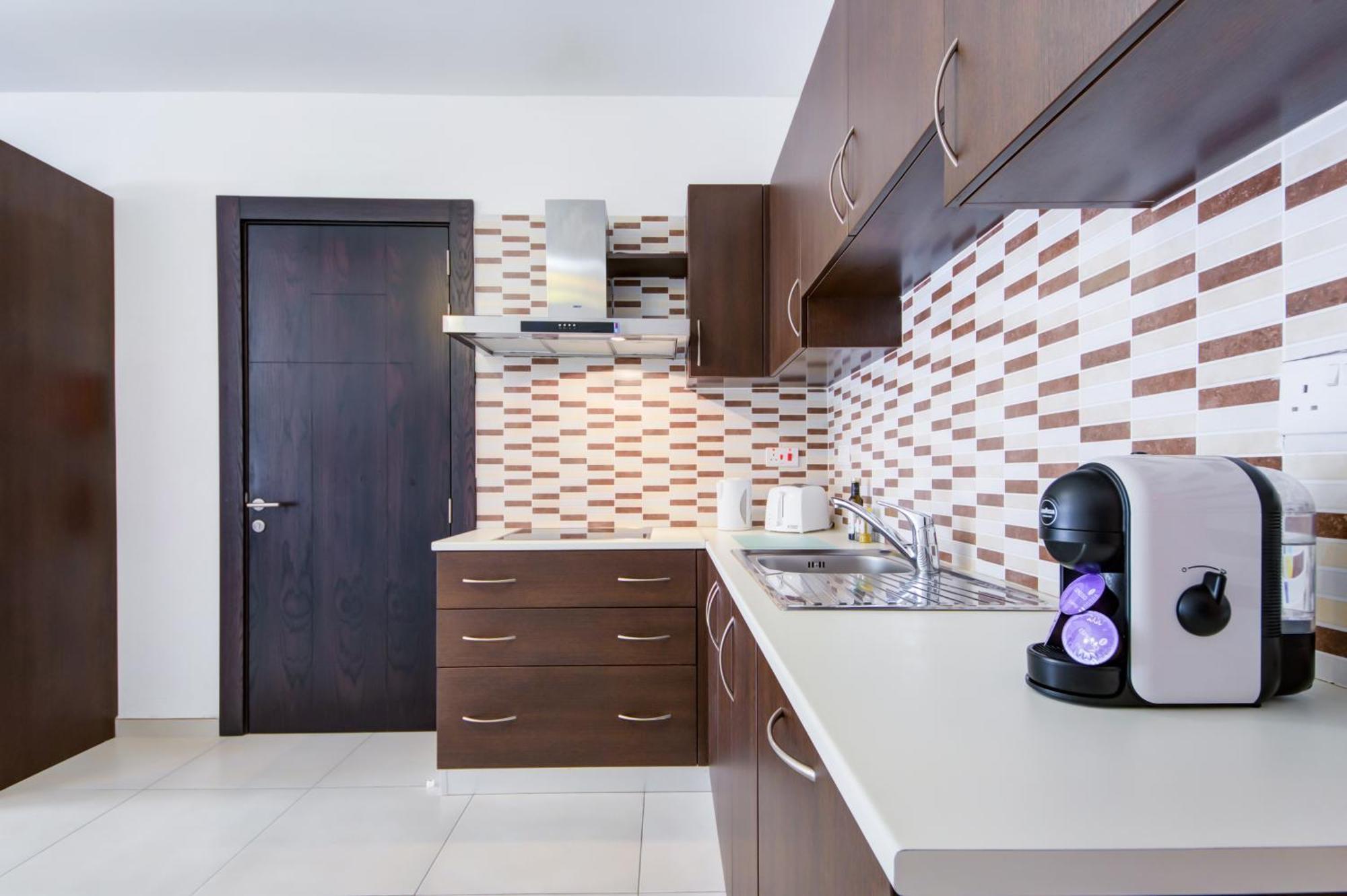 Stylish 2Br Apt With Balconies In St Julians, Paceville - Apt 6 By Vaganza Saint Julian's Екстериор снимка
